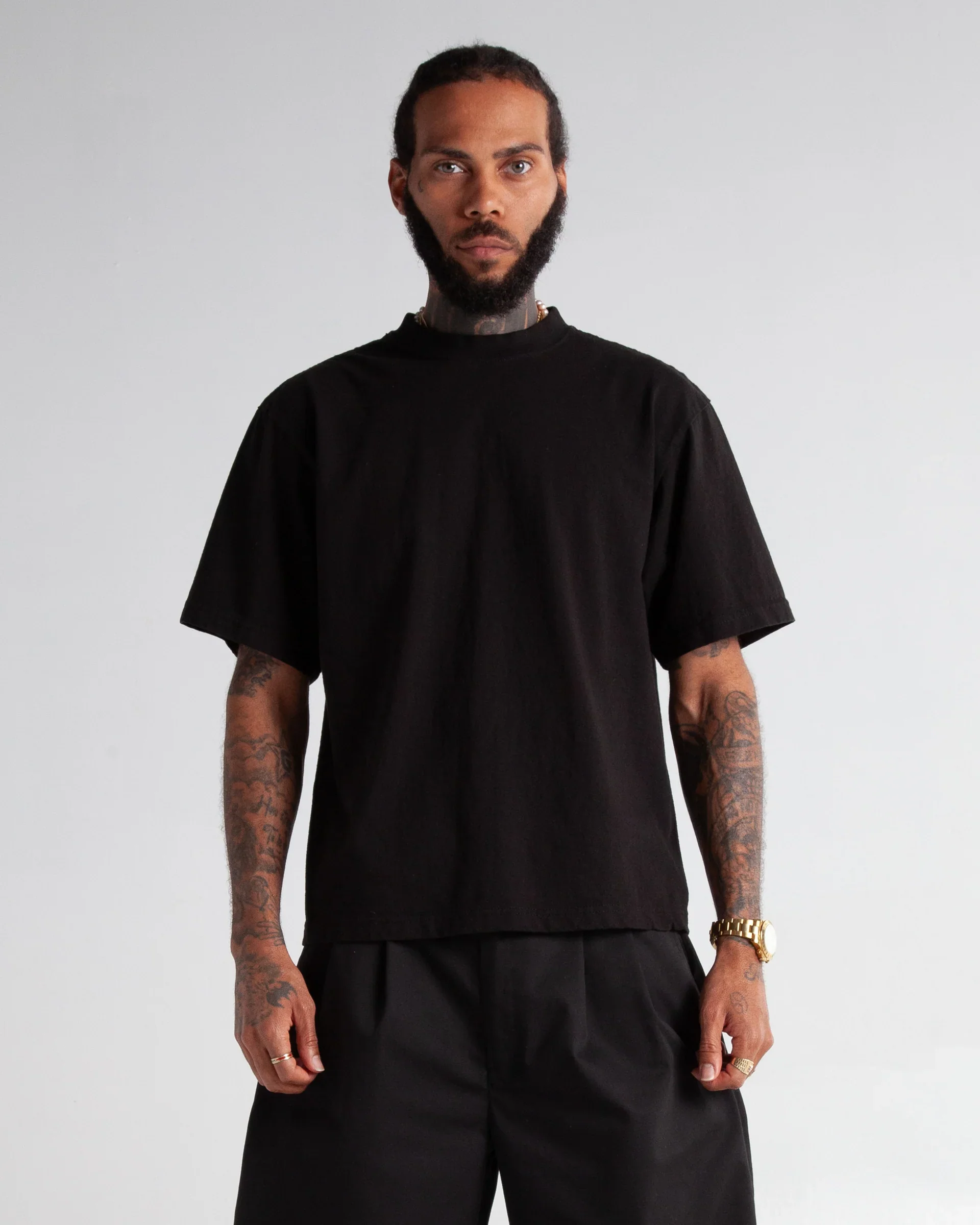 Shaka Wear – 7.5oz Max Heavyweight Cropped Tee